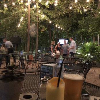 Piggy's Kitchen & Bar - Breakfast & Brunch Near Me - Houston, Texas