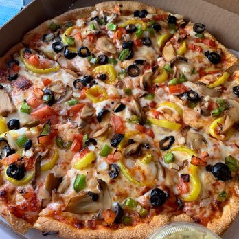 La Pizzeria - Vegetable pizza - Pizza Near Me - Cleveland, Ohio La Pizzeria - Vegetable pizza - Pizza Near Me - Cleveland, Ohio