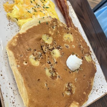 First Watch - Tri-Fecta banana granola - Breakfast & Brunch Near Me - Brandon, Florida