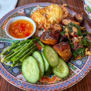 Eem - Smoked Pork Krapao - Cocktail Bars Near Me - Portland, Oregon Eem - Smoked Pork Krapao - Cocktail Bars Near Me - Portland, Oregon