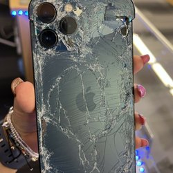 IPhone Cracked Back Glass Repair