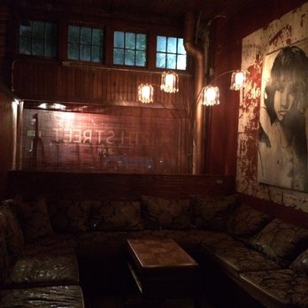 12th Street Bar - Comfy sitting area - Bars Near Me - Huntsville, Texas 12th Street Bar - Comfy sitting area - Bars Near Me - Huntsville, Texas