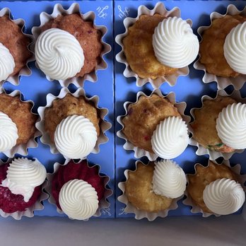 Nothing Bundt Cakes - Bakeries Near Me - Indianapolis, Indiana