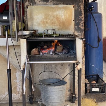 Taqueria 2000 - Tacos Near Me - Rosarito, BCN