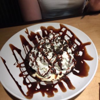 Drago's - Brownie topped with ice cream and chocolate and whipped cream - Seafood Near Me - Jackson, Mississippi