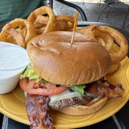 Applewood Bacon Swiss Burger