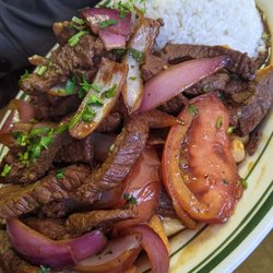 Anticucheria Las Delicias - Lomo saltado