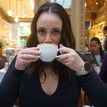 Angelina - Amazing chocolate - Patisserie/Cake Shop Near Me - Paris, 75