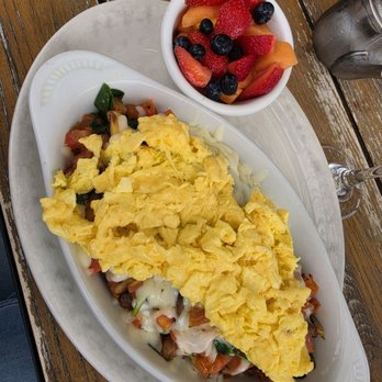 Bruncheon - Veggie skillet no onion scraped eggs with fruit on the side Absolutely amazing - Breakfast & Brunch Near Me - Richardson, Texas