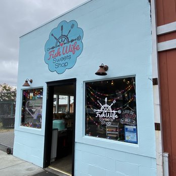 Fish Wife Sweets - Desserts Near Me - Half Moon Bay, California