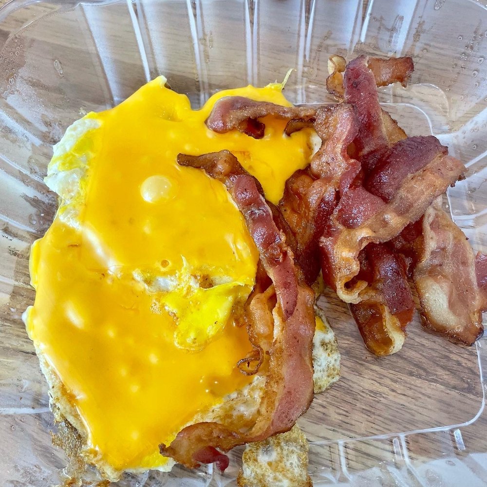 Pancake House - Eggs with cheese & Bacon - Breakfast & Brunch Near Me - Hyattsville, Maryland Pancake House - Eggs with cheese & Bacon - Breakfast & Brunch Near Me - Hyattsville, Maryland