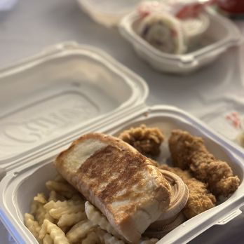Raising Cane's Chicken Fingers - 3 piece combo with side of cole slaw IG: @ammysalamii - Fast Food Near Me - Northridge, California Raising Cane's Chicken Fingers - 3 piece combo with side of cole slaw IG: @ammysalamii - Fast Food Near Me - Northridge, California