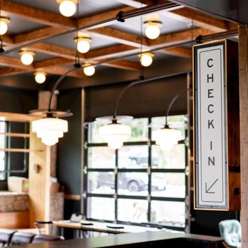 The Ozarker Lodge - Hotels Near Me - Branson, Missouri The Ozarker Lodge - Hotels Near Me - Branson, Missouri
