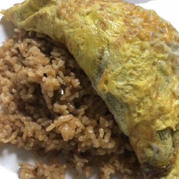 Harry's Café - Chili cheese omelet with fried rice - Breakfast & Brunch Near Me - Honolulu, Hawaii Harry's Café - Chili cheese omelet with fried rice - Breakfast & Brunch Near Me - Honolulu, Hawaii