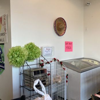 Los Hernandez Tamales - an ice cream parlor - Mexican Near Me - Yakima, Washington Los Hernandez Tamales - an ice cream parlor - Mexican Near Me - Yakima, Washington