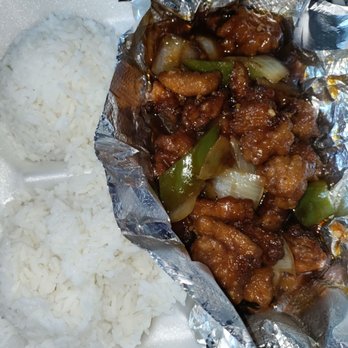 Rolling Wok - This is the General Taos with steamed rice. - Chinese Near Me - Des Moines, Iowa