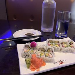 California and Tuna avocado scallion rolls - Any 2 Rolls