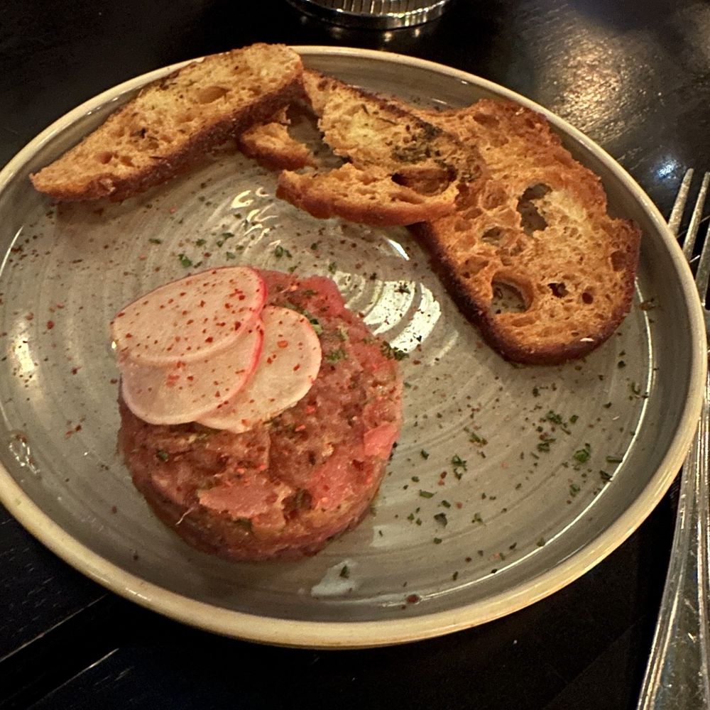 Modavie - Tuna tartare - French Near Me - Montreal, Quebec Modavie - Tuna tartare - French Near Me - Montreal, Quebec