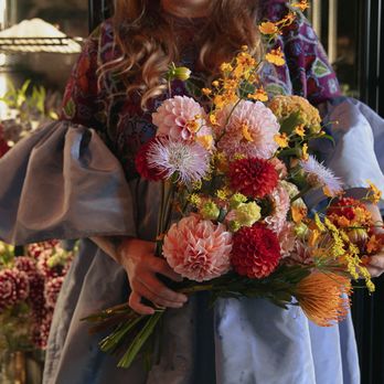 Colibri - Weddings, Events and Daily Floral delivery in Portland Oregon - Florists Near Me - Portland, Oregon