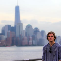 allblitz Media LLC - Eric Blitz of allblitz Media.. enjoying the NY skyline.
