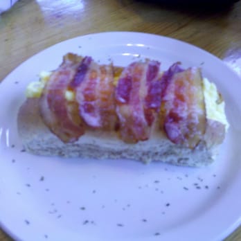 Ukee Dogs - Hot Dogs Near Me - Ucluelet, British Columbia Ukee Dogs - Hot Dogs Near Me - Ucluelet, British Columbia