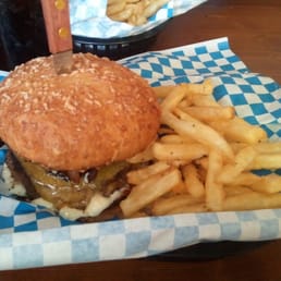 Cheeseburger w/Bacon Cheeseburger w/Bacon