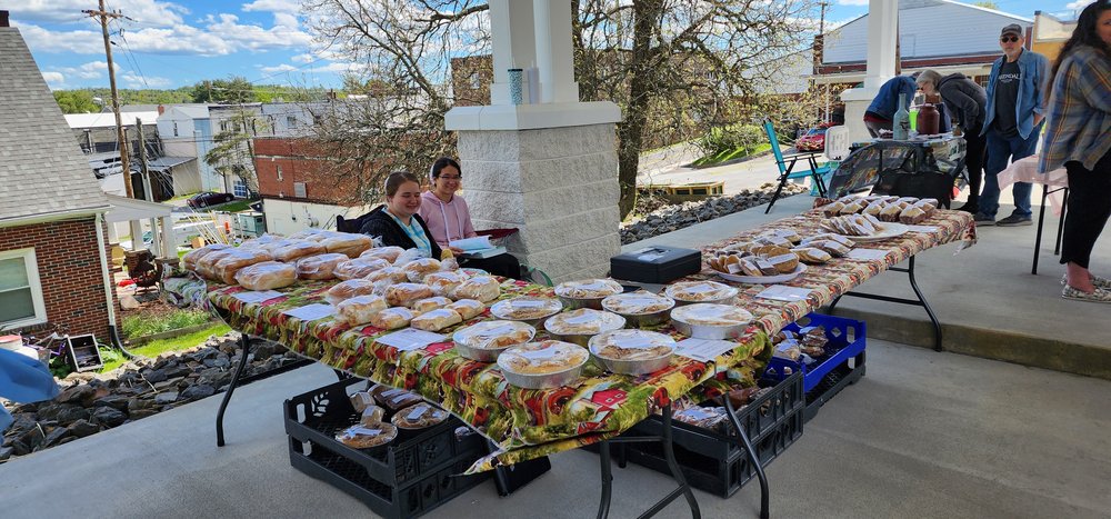 Town of Hillsville Farmers Market Logo