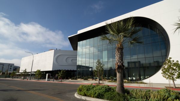 Cosm Los Angeles by null