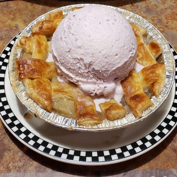 Black Bear Diner - Apple cobbler with huckleberry ice cream - Diners Near Me - Rancho Cucamonga, California