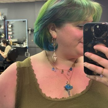 HairCraft Studios - mirror selfie - Hair Salons Near Me - Cary, North Carolina HairCraft Studios - mirror selfie - Hair Salons Near Me - Cary, North Carolina