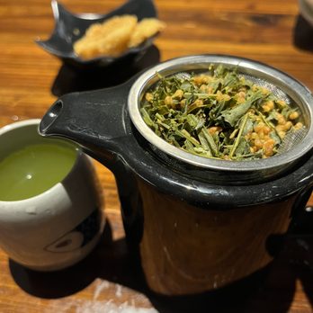 Ohayo Sushi - I love that they give you actual tea leaves - Sushi Bars Near Me - Webster, Texas