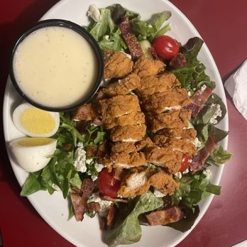 The Cider Press - Farmer's Daughter Cobb Salad - American Near Me - Inwood, West Virginia The Cider Press - Farmer's Daughter Cobb Salad - American Near Me - Inwood, West Virginia