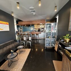 Station House Cafe - Waiting area