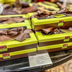 Dr Sues Chocolate - Assorted Nut Collection