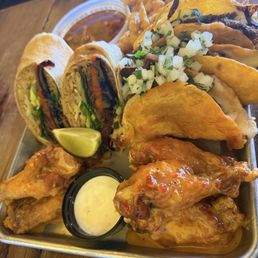 Phorrito and birra platter Phorrito and birra platter