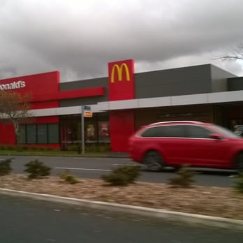 McDonald's - Fast Food Near Me - Balmoral, AUK