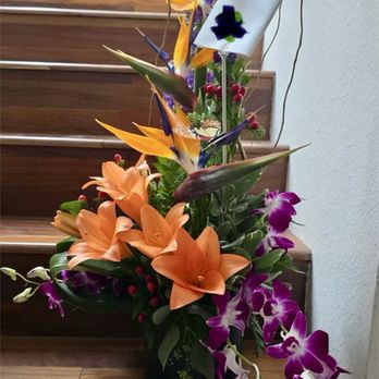 Everyday Flowers - Sunset Birds Of Paradise - Florists Near Me - Santa Ana, California Everyday Flowers - Sunset Birds Of Paradise - Florists Near Me - Santa Ana, California