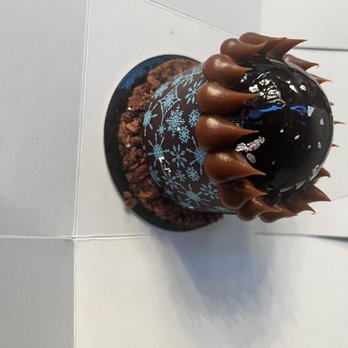 Miette et Chocolat - Cherry cheesecake - Chocolatiers & Shops Near Me - Aurora, Colorado