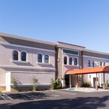 Advanced Vein Center - The entrance to our building is around the back. - Phlebologists Near Me - Orange, California