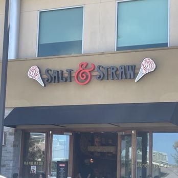 Salt & Straw - The entrance - Ice Cream & Frozen Yogurt Near Me - Newport Beach, California