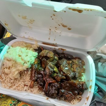Baker's Jerk House - Large Oxtail, rice & peas and pasta salad - Caribbean Near Me - Brampton, Ontario