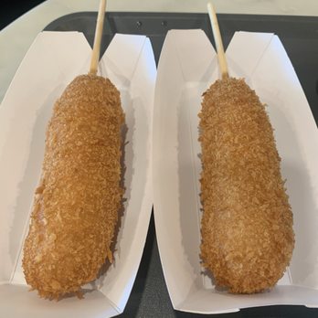 Deluna Dessert Cafe - Original all beef hotdog - Shaved Ice Near Me - Sacramento, California Deluna Dessert Cafe - Original all beef hotdog - Shaved Ice Near Me - Sacramento, California