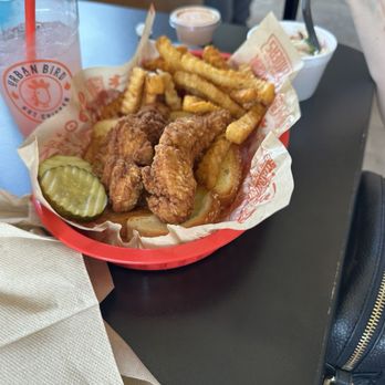 URBAN BIRD HOT CHICKEN - Updated February 2025 - 116 Photos & 106