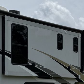 Boss Bull Mobile RV Services - RV Slide Repair - RV Repair Near Me - Hutto, Texas Boss Bull Mobile RV Services - RV Slide Repair - RV Repair Near Me - Hutto, Texas