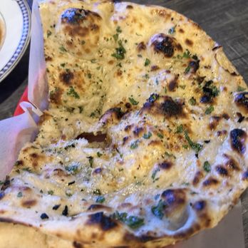 Tandoori Palace - Garlic Naan - Indian Near Me - Encinitas, California