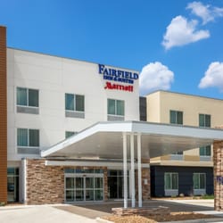 Fairfield by Marriott Inn & Suites Cotulla - Exterior Entrance
