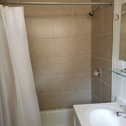 Kon Tiki Resort - All units have updated bathrooms.