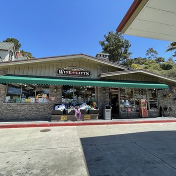 Shell - Outside - Gas Stations Near Me - Cambria, California