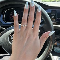 Gloss Spa - Absolutely amazing job everytime. Each nail tech is highly talented. I leave here happy everytime. Very consistent!