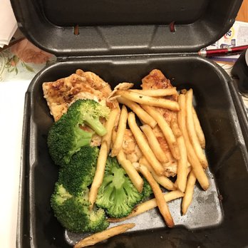 Beef 'O' Brady's - occoli and french fries - Pubs Near Me - Valrico, Florida